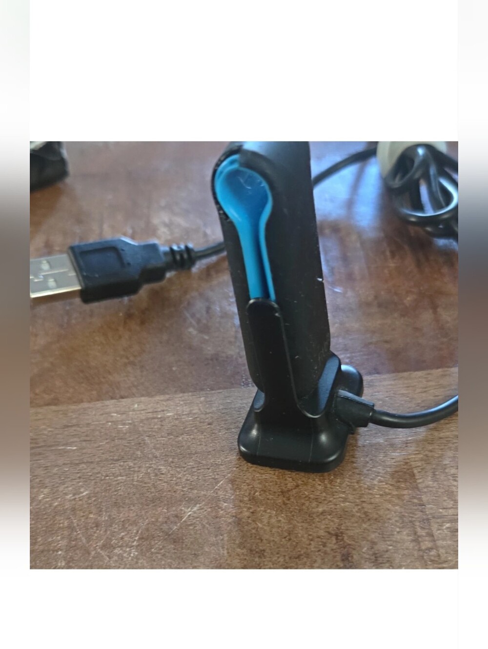 fitbit Black USB Charger Adapter with Cable
